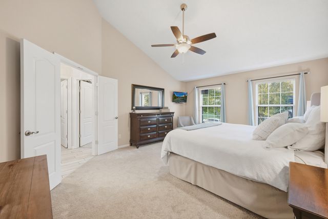 1918 Grovepointe Drive, Florence, KY 41042