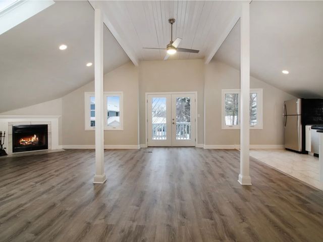 812 N Sleight Street 1, Naperville, IL 60563
