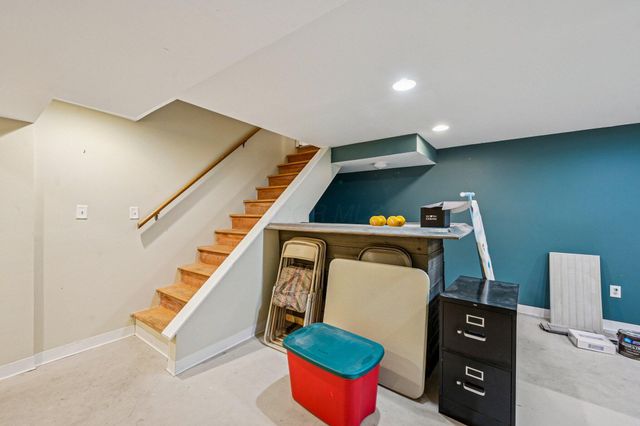 8207 Copperfield Drive, Columbus, OH 43235