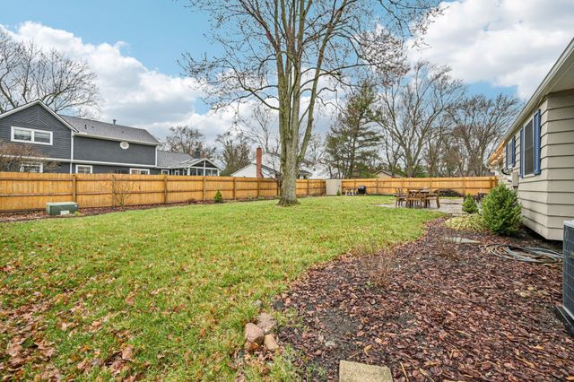 8207 Copperfield Drive, Columbus, OH 43235