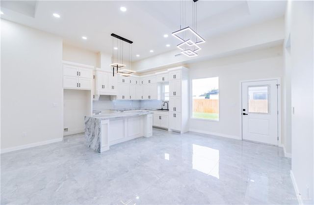 9227 N 25th Street, Mcallen, TX 78504