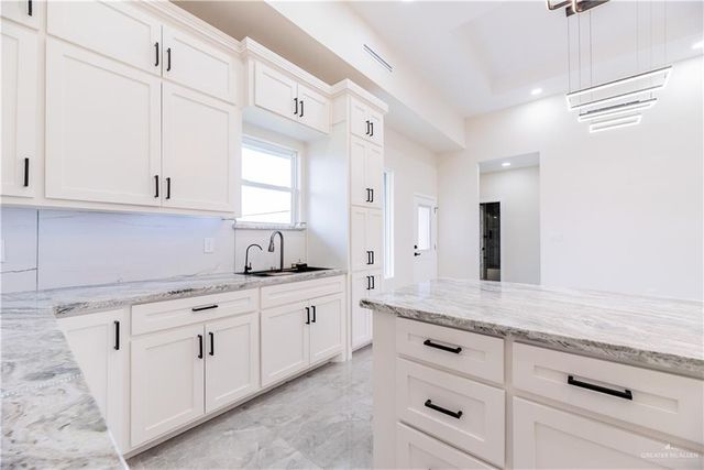 9227 N 25th Street, Mcallen, TX 78504