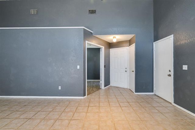 7740 Doris Drive, Oklahoma City, OK 73162