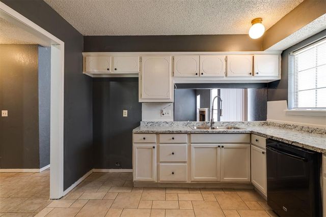 7740 Doris Drive, Oklahoma City, OK 73162