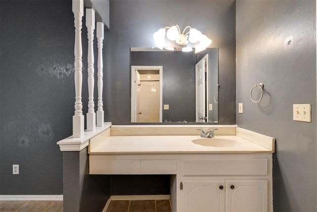 7740 Doris Drive, Oklahoma City, OK 73162