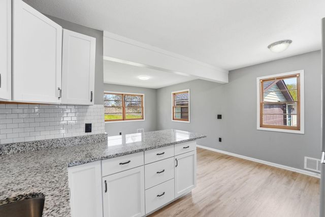 1697 Rose Place, Roseville, MN 55113