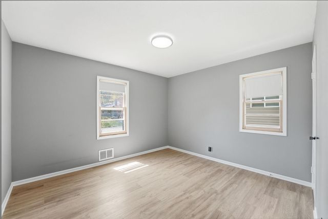 1697 Rose Place, Roseville, MN 55113