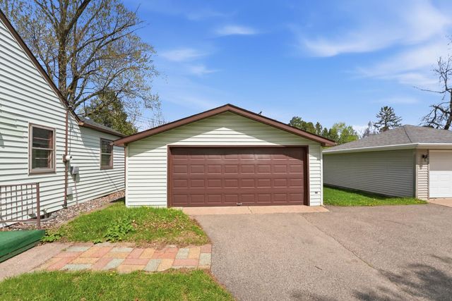1697 Rose Place, Roseville, MN 55113