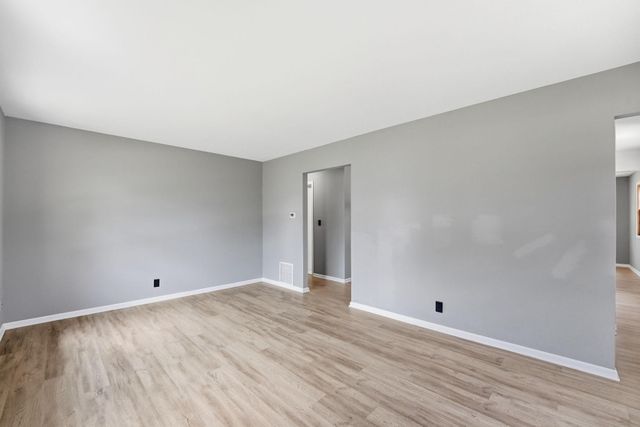 1697 Rose Place, Roseville, MN 55113