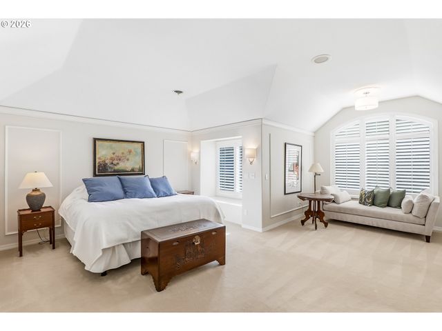 2484 MARYLSHIRE Ln, Lake Oswego, OR 97034