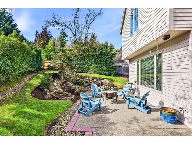 2484 MARYLSHIRE Ln, Lake Oswego, OR 97034