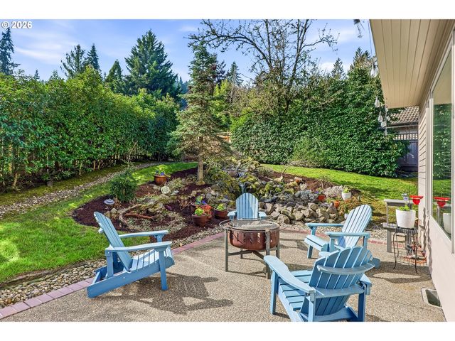 2484 MARYLSHIRE Ln, Lake Oswego, OR 97034