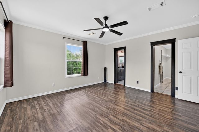 14810 Chaparral DR, Leander, TX 78641