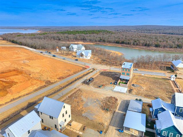 46 Church Street, Carlton Landing, OK 74432