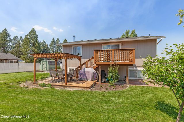 9706 N Ptarmigan DR, Hayden, ID 83835