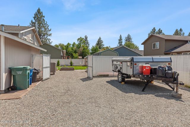 9706 N Ptarmigan DR, Hayden, ID 83835