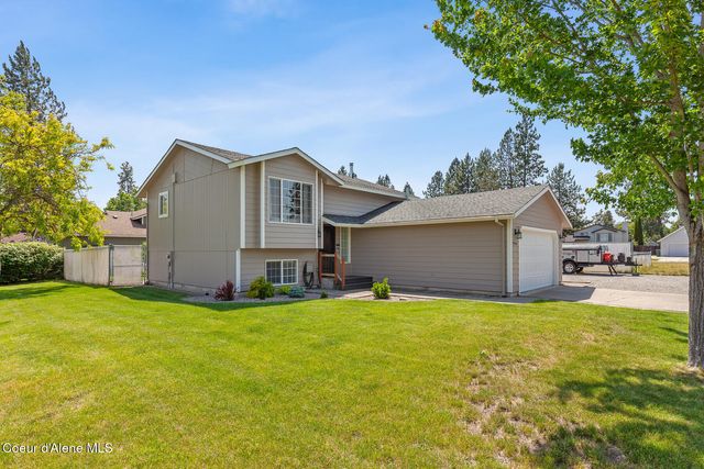 9706 N Ptarmigan DR, Hayden, ID 83835