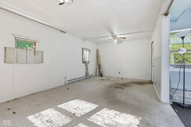 2279 Berne Avenue, Terre Haute, IN 47805