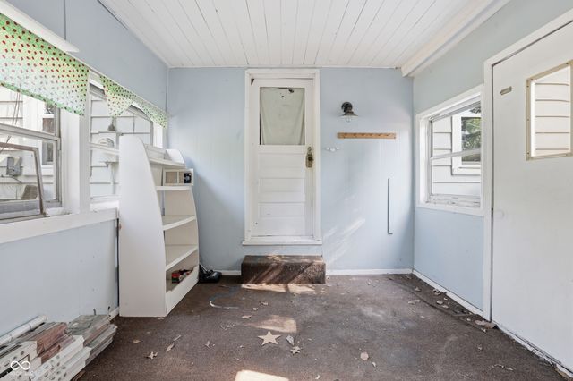 2279 Berne Avenue, Terre Haute, IN 47805