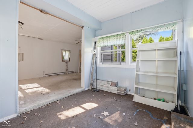 2279 Berne Avenue, Terre Haute, IN 47805