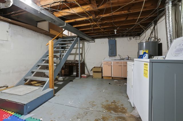 2279 Berne Avenue, Terre Haute, IN 47805