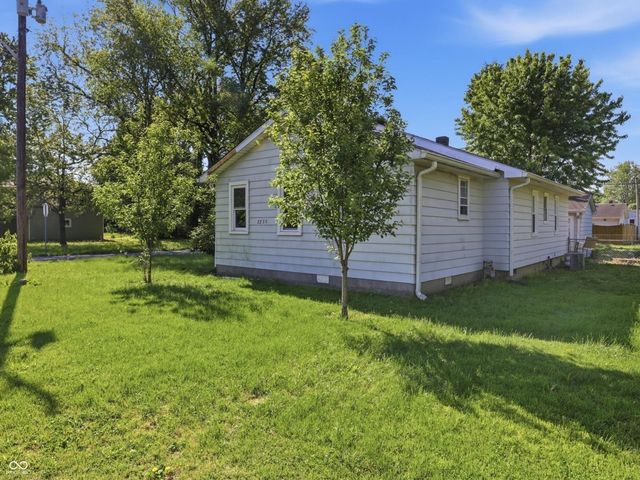 2279 Berne Avenue, Terre Haute, IN 47805