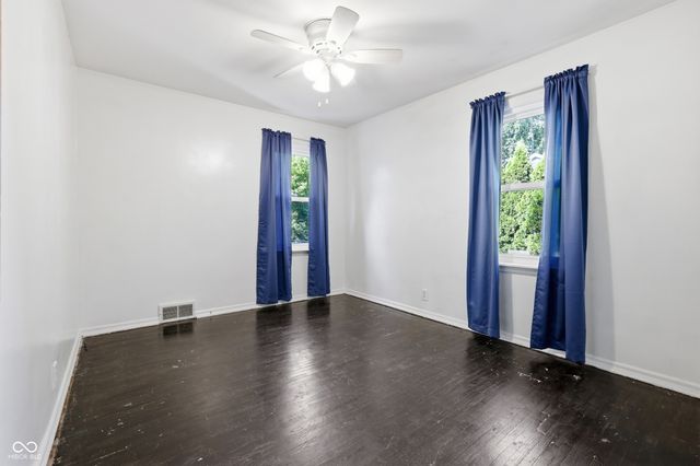 2279 Berne Avenue, Terre Haute, IN 47805
