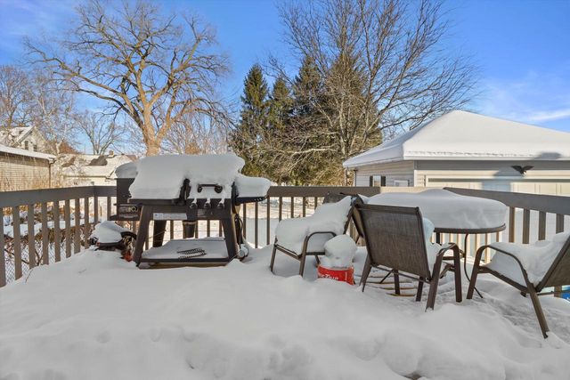 1420 E Main STREET, Watertown, WI 53094