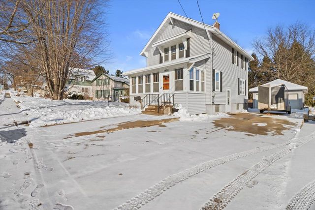 1420 E Main STREET, Watertown, WI 53094
