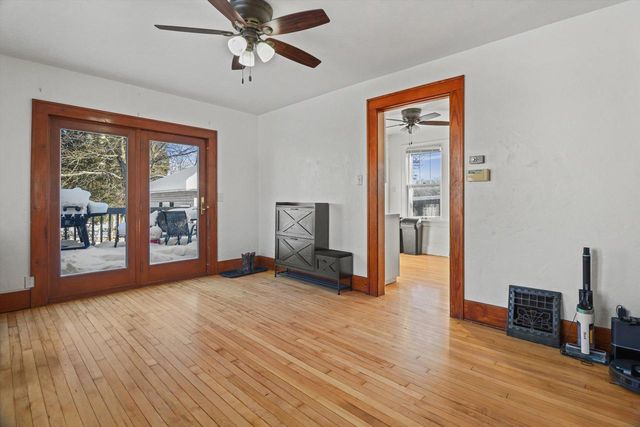 1420 E Main STREET, Watertown, WI 53094