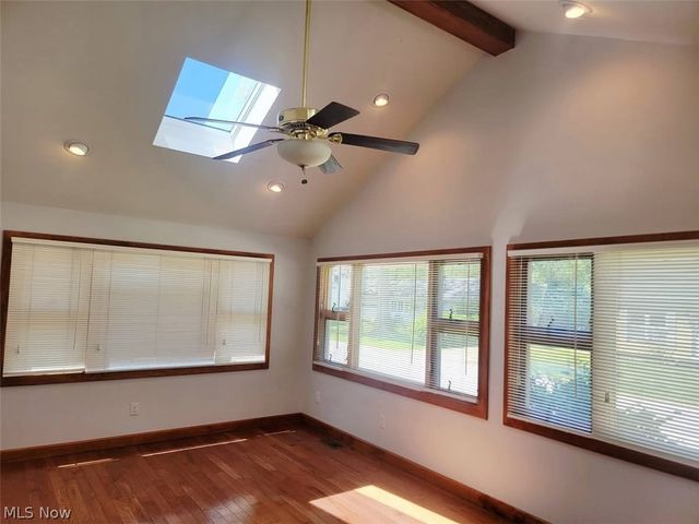 233 S Point Drive, Avon Lake, OH 44012