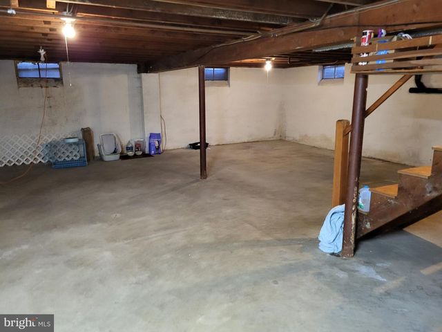 302 DILLER RD, Hanover, PA 17331