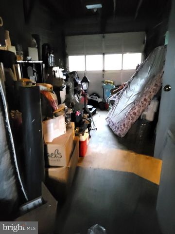 302 DILLER RD, Hanover, PA 17331