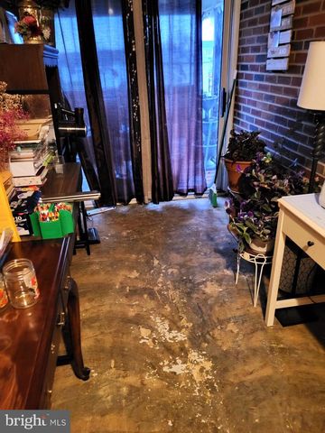 302 DILLER RD, Hanover, PA 17331