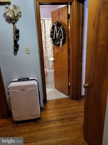 302 DILLER RD, Hanover, PA 17331