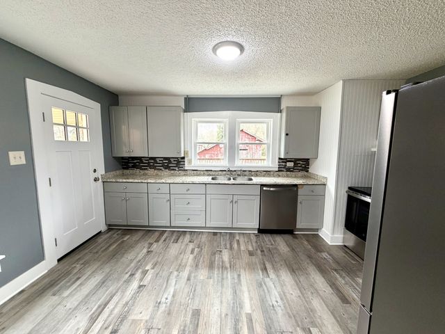 3003 Tyree Springs Rd, Hendersonville, TN 37075