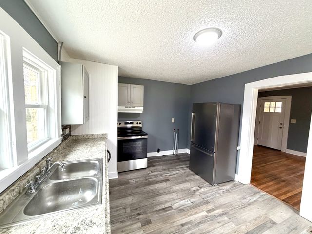 3003 Tyree Springs Rd, Hendersonville, TN 37075