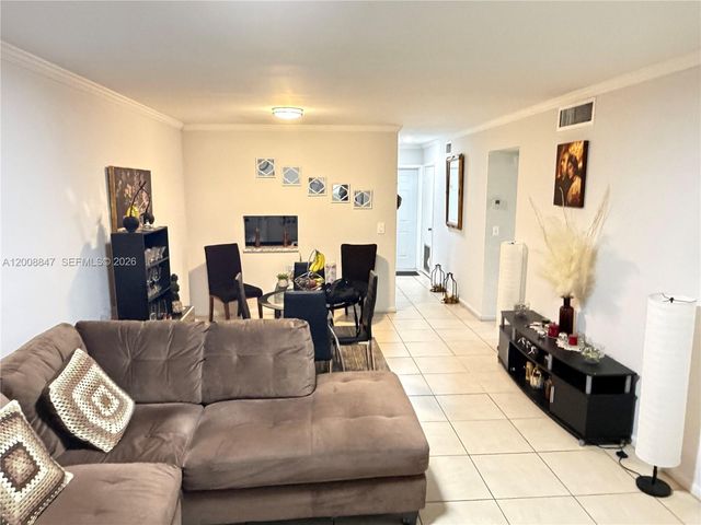 101 Berkley Rd 101, Hollywood, FL 33024