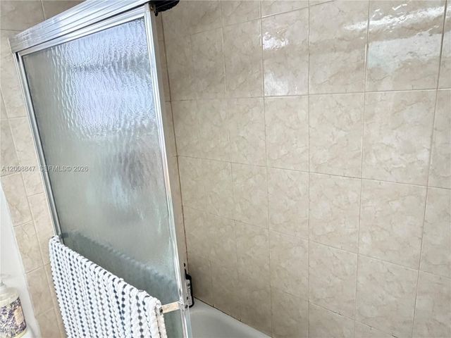 101 Berkley Rd 101, Hollywood, FL 33024