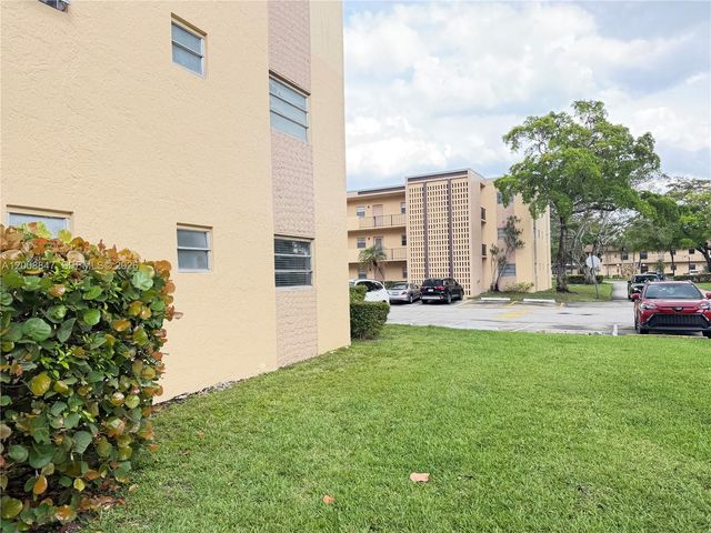 101 Berkley Rd 101, Hollywood, FL 33024