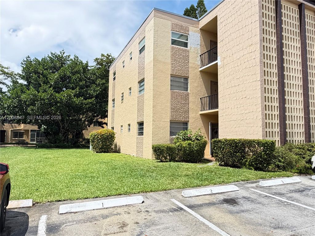 101 Berkley Rd 101, Hollywood, FL 33024