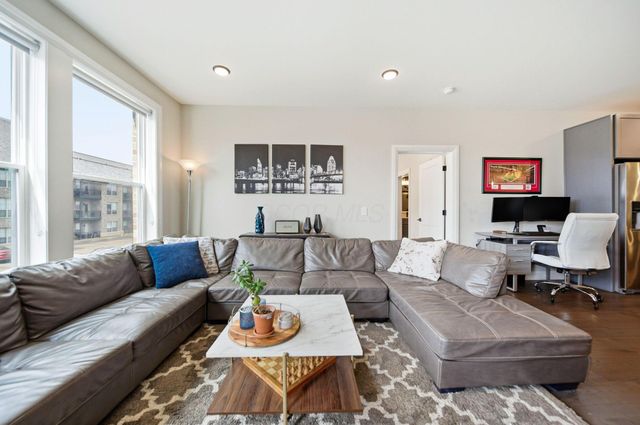 751 N 6th Street, 205, Columbus, OH 43215