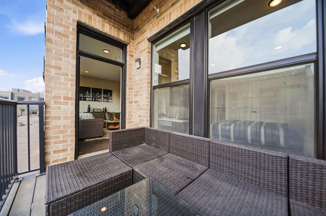 751 N 6th Street, 205, Columbus, OH 43215