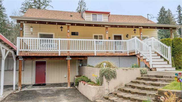 170 E Lakeland Drive, Allyn, WA 98524