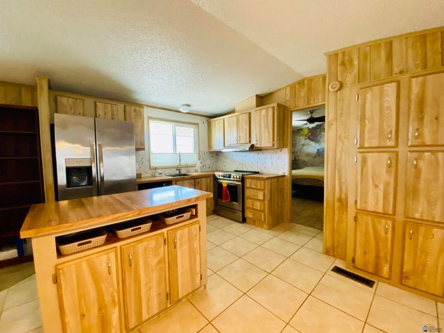 1855 W Camino Otero, Yuma, AZ 85364