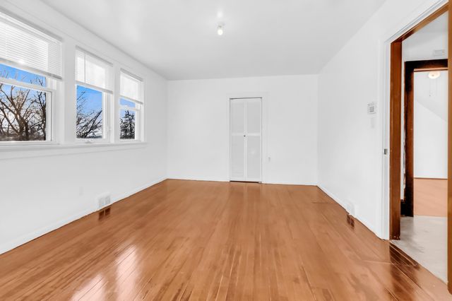 701 Jenks Avenue, Saint Paul, MN 55106