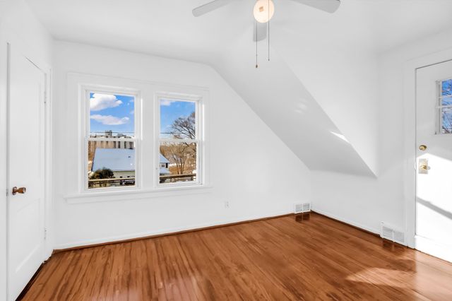 701 Jenks Avenue, Saint Paul, MN 55106