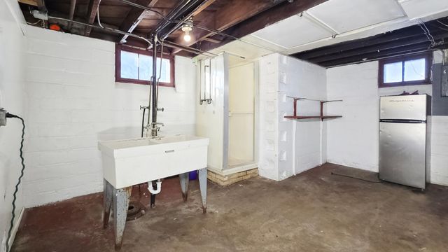 701 Jenks Avenue, Saint Paul, MN 55106