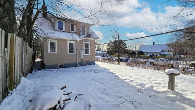 701 Jenks Avenue, Saint Paul, MN 55106