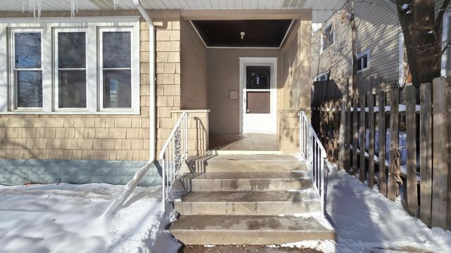 701 Jenks Avenue, Saint Paul, MN 55106
